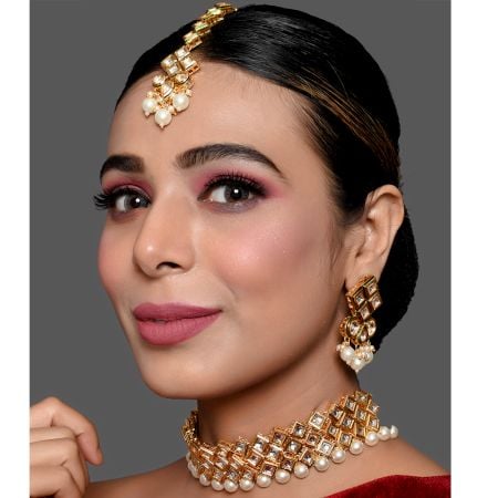 Handcrafted Lattice Mirror Stone Pearl Choker Necklace Set with Earrings and Maang Tikka